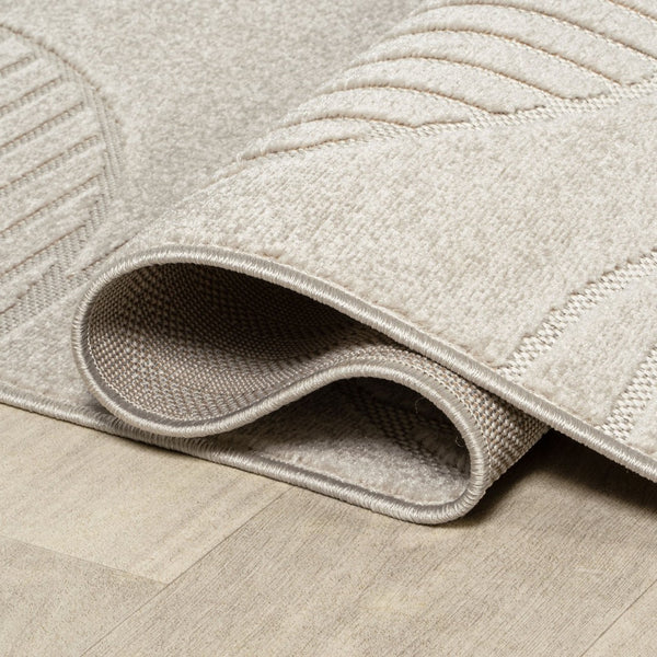 HomeRoots 5' Ivory and Cream Striped Square Rug – Stylish Indoor/Outdoor Accent for Modern Spaces & Easy Care 704138