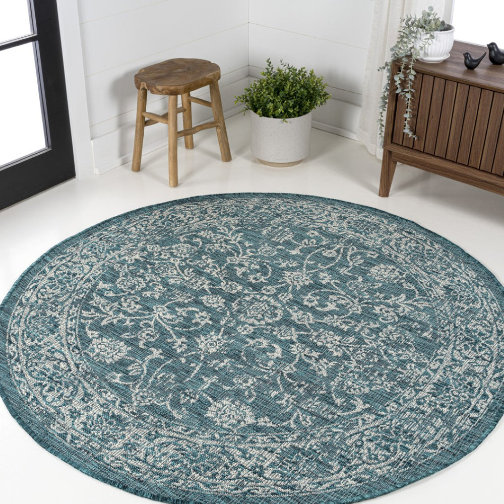HomeRoots 5' Teal Blue and Gray Round Medallion Rug – Stylish Indoor/Outdoor Area Rug for Modern Spaces 704190