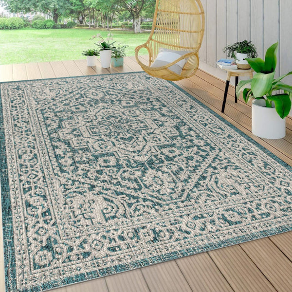 HomeRoots 6' Teal Blue and Gray Medallion Area Rug - Stylish Indoor/Outdoor Solution for Modern Spaces! 704217
