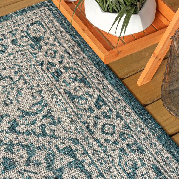 HomeRoots 6' Teal Blue & Gray Square Medallion Area Rug - Stylish, Durable Indoor/Outdoor Design for Any Space 704219