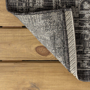 HomeRoots 6' Black and Gray Square Medallion Rug - Modern, Durable Design for Indoor & Outdoor Spaces, Easy Care 704258