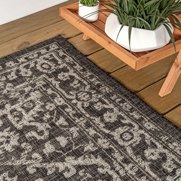 HomeRoots 6' Black and Gray Square Medallion Rug - Modern, Durable Design for Indoor & Outdoor Spaces, Easy Care 704258