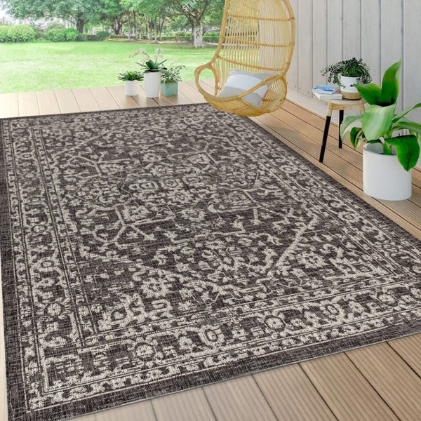 HomeRoots 9' Medallion Area Rug - Black & Gray Indoor/Outdoor Durable Design for Elegant Spaces & Easy Care 704261