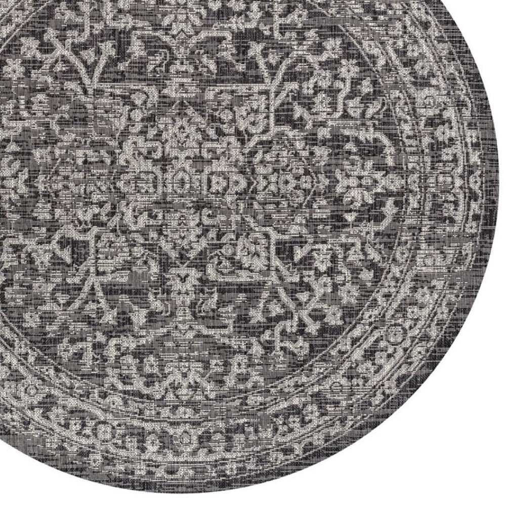 HomeRoots 9' Black and Gray Round Medallion Rug - Stylish Indoor/Outdoor Area Rug for High-Traffic Spaces 704262