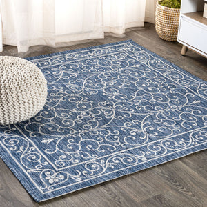 HomeRoots 8' Navy Blue and Gray Square Medallion Rug - Stylish Indoor/Outdoor Accent for Modern Spaces 704326