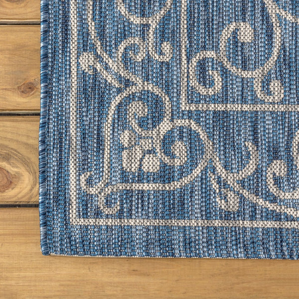 HomeRoots 8' Navy Blue and Gray Square Medallion Rug - Stylish Indoor/Outdoor Accent for Modern Spaces 704326