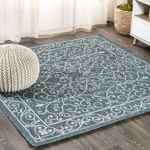 HomeRoots 9' Teal Blue and Gray Square Medallion Rug - Stylish Indoor/Outdoor Accent for Modern Spaces 704347