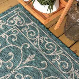 HomeRoots 9' Teal Blue and Gray Square Medallion Rug - Stylish Indoor/Outdoor Accent for Modern Spaces 704347