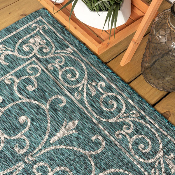 HomeRoots 9' Teal Blue and Gray Square Medallion Rug - Stylish Indoor/Outdoor Accent for Modern Spaces 704347