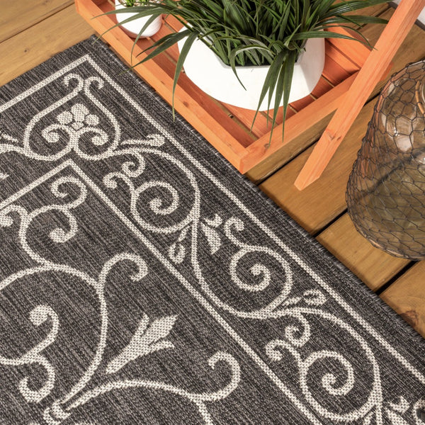 HomeRoots 8' Black and Gray Medallion Area Rug - Stylish Square Design for Indoor & Outdoor Spaces, Durable & Chic 704356