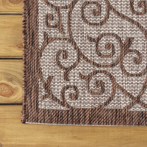 HomeRoots 9' Round Taupe and Espresso Geometric Area Rug - Modern Indoor/Outdoor Style, Durable & Easy Care 704371