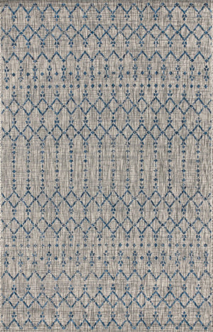 HomeRoots 6' x 9' Light Gray & Navy Trellis Rug - Indoor/Outdoor, Durable, Easy-Care, Stylish Design for All Spaces 704380