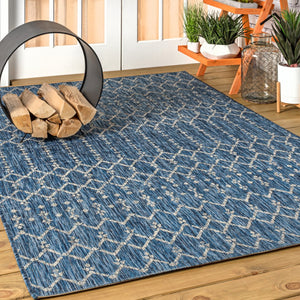 HomeRoots 6' X 9' Navy Blue & Light Gray Trellis Area Rug - Stylish, Durable, Indoor/Outdoor Versatile Accent 704382