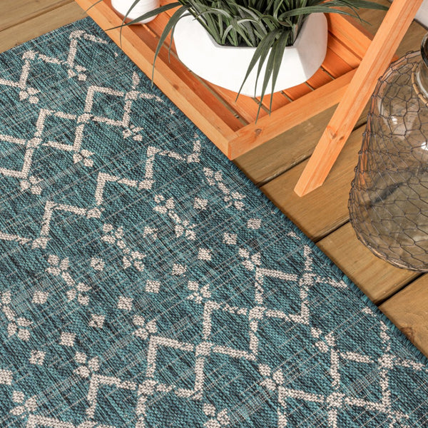 HomeRoots 6' Teal Blue & Gray Square Trellis Rug - Stylish, Durable Design for Indoor & Outdoor Spaces 704387