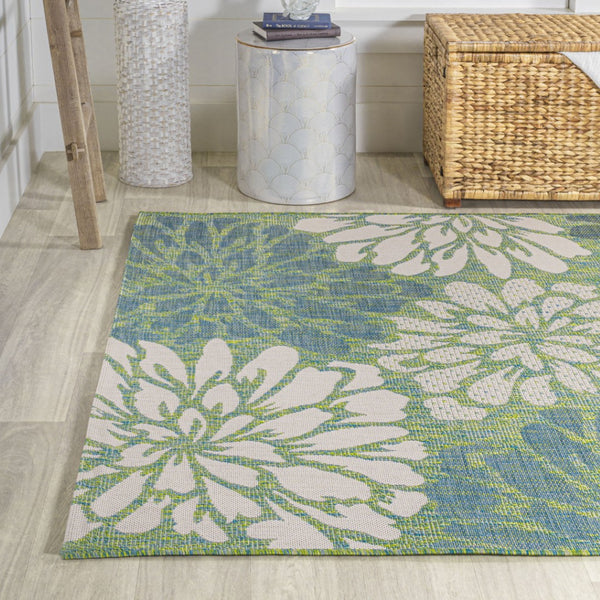 HomeRoots 10' Cream and Green Floral Area Rug - Versatile Indoor/Outdoor Design for Timeless Charm and Durability 704467