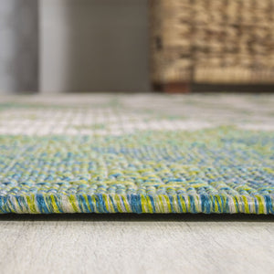 HomeRoots 8' Cream and Green Round Floral Area Rug - Elegant Indoor/Outdoor Design, Easy Care & Durable Quality 704472