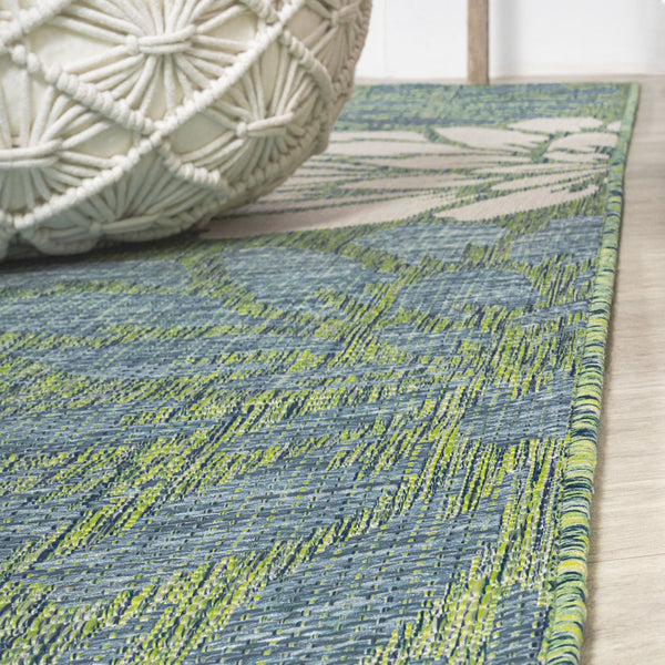 HomeRoots 8' Cream and Green Round Floral Area Rug - Elegant Indoor/Outdoor Design, Easy Care & Durable Quality 704472