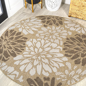 HomeRoots 6' Brown and Cream Round Floral Area Rug - Durable Indoor/Outdoor Design for Elegant Spaces & Easy Care 704479