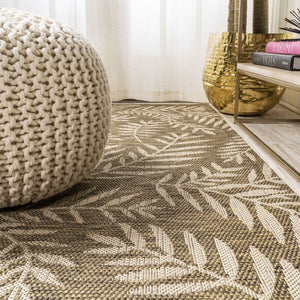 HomeRoots 6' Brown and Beige Floral Square Area Rug - Versatile Indoor/Outdoor Design for Modern Spaces 704501