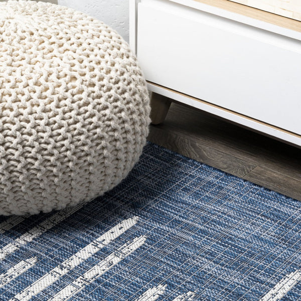 HomeRoots 8' Blue and Ivory Striped Round Area Rug - Durable Indoor/Outdoor, Low-Maintenance, Stylish Design 704525