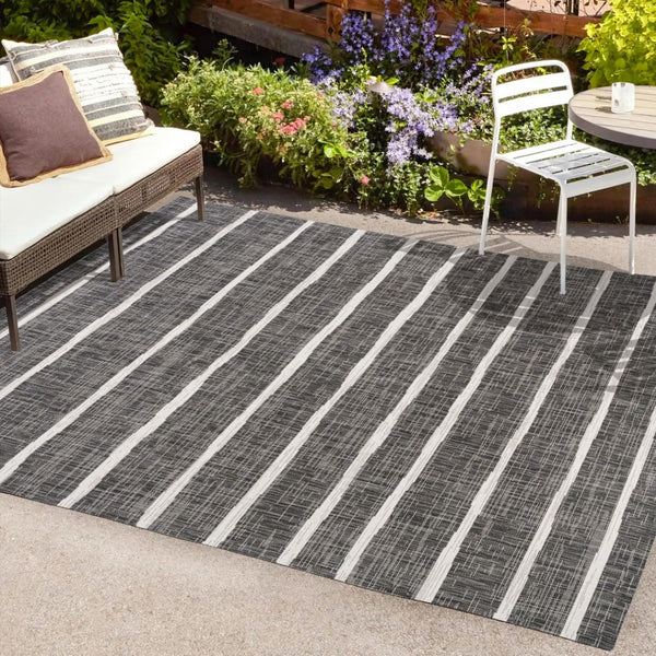 HomeRoots 6' Modern Black and Ivory Striped Area Rug – Versatile Indoor/Outdoor Decor, Durable & Easy Care 704571