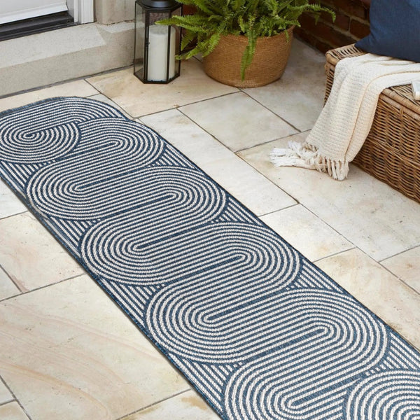 HomeRoots 8' Cream and Navy Blue Abstract Runner Rug - Durable Indoor/Outdoor Design for High-Traffic Areas 704599