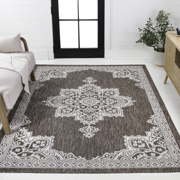 HomeRoots 5' X 8' Light Brown & Cream Medallion Area Rug - Durable, Stylish Indoor/Outdoor Decor Solution! 704618