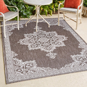 HomeRoots 5' X 8' Light Brown & Cream Medallion Area Rug - Durable, Stylish Indoor/Outdoor Decor Solution! 704618