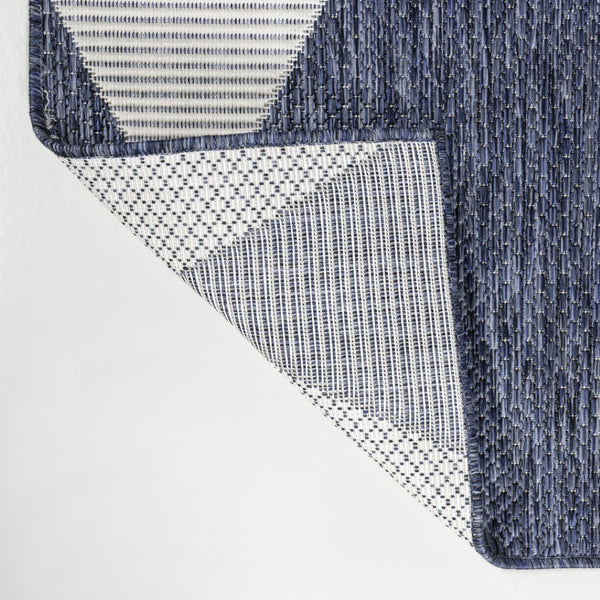 HomeRoots 4' Navy Blue and Cream Geometric Area Rug - Durable Indoor/Outdoor Style for Modern Spaces, 4x6’ 704642