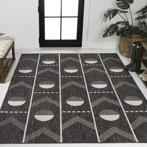 HomeRoots 4' Modern Black & Cream Geometric Indoor/Outdoor Area Rug – Durable, UV-Resistant, Easy Clean Design 704647