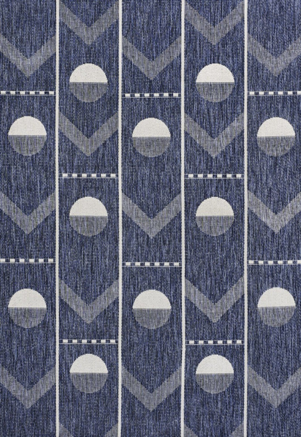 HomeRoots 5' Navy Blue & Cream Geometric Area Rug - Stylish, Durable Indoor/Outdoor Accent for Any Space 704658
