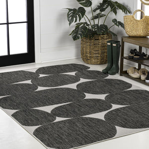 HomeRoots 4' Modern Black and Cream Geometric Area Rug for Indoor and Outdoor Spaces - Durable, Stylish, Versatile! 704662