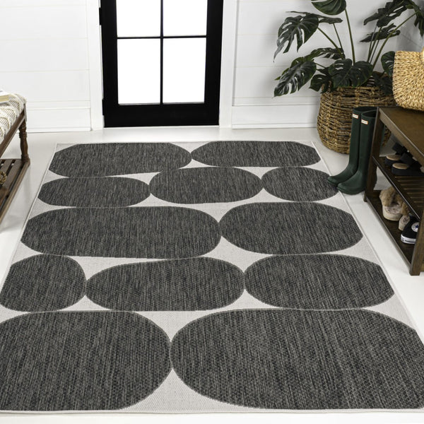 HomeRoots 4' Modern Black and Cream Geometric Area Rug for Indoor and Outdoor Spaces - Durable, Stylish, Versatile! 704662