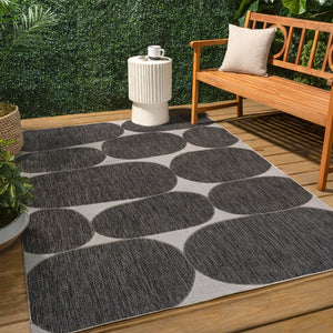 HomeRoots 4' Modern Black and Cream Geometric Area Rug for Indoor and Outdoor Spaces - Durable, Stylish, Versatile! 704662