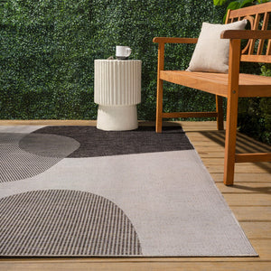 HomeRoots 8' X 10' Stylish Cream and Black Geometric Area Rug for Indoor-Outdoor Use - Durable & Easy Care 704674