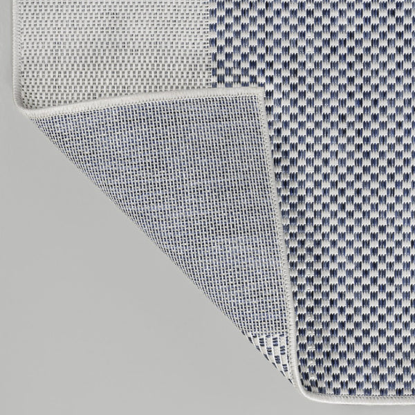 HomeRoots 4' X 6' Cream and Navy Blue Geometric Area Rug - Stylish Indoor/Outdoor Décor for Modern Spaces 704677
