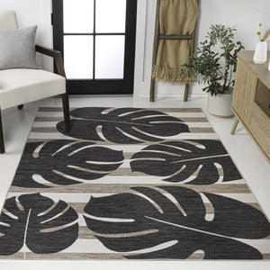 HomeRoots 5' Black and Beige Floral Area Rug – Versatile Indoor/Outdoor Design, Durable, Easy to Maintain, Stylish 704693