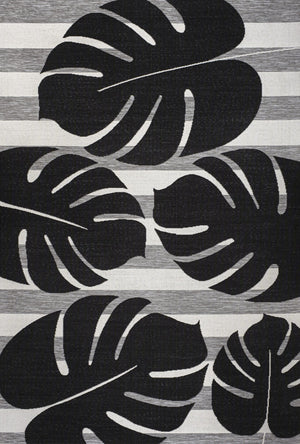 HomeRoots 5' X 8' Black and Gray Floral Area Rug - Elegant Indoor/Outdoor Design for Modern & Traditional Spaces 704698