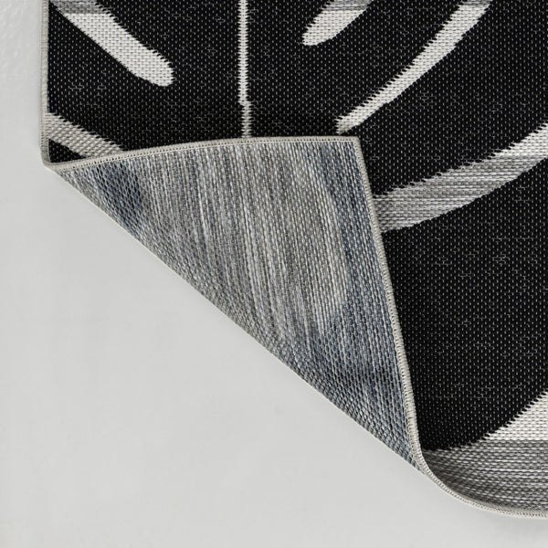 HomeRoots 5' X 8' Black and Gray Floral Area Rug - Elegant Indoor/Outdoor Design for Modern & Traditional Spaces 704698