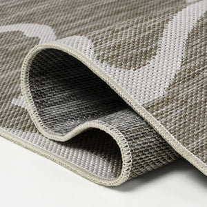 HomeRoots 8' Beige and White Animal Print Runner Rug - Durable Indoor/Outdoor Decor for High-Traffic Areas 704700