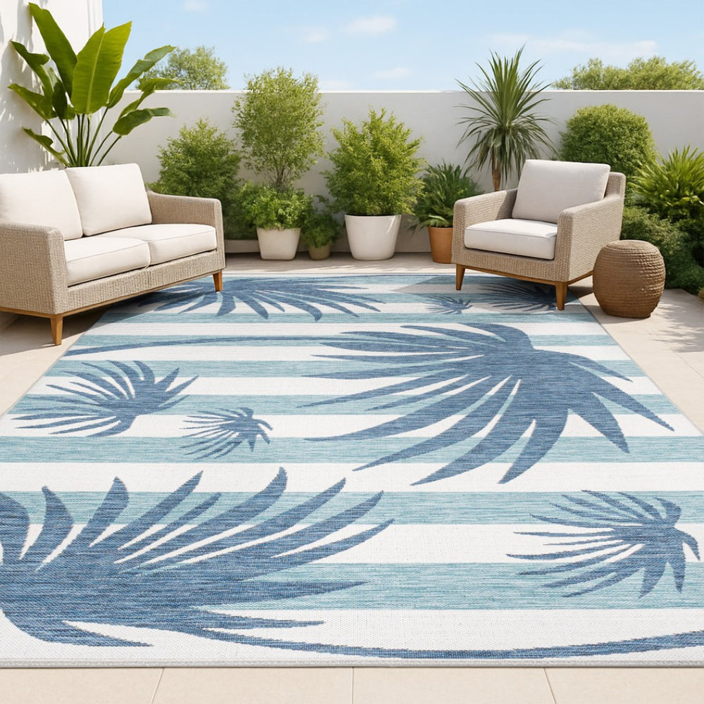 HomeRoots 5' Navy Blue and Cream Floral Area Rug - Indoor/Outdoor, Durable, Easy-Clean, Versatile Design 704733