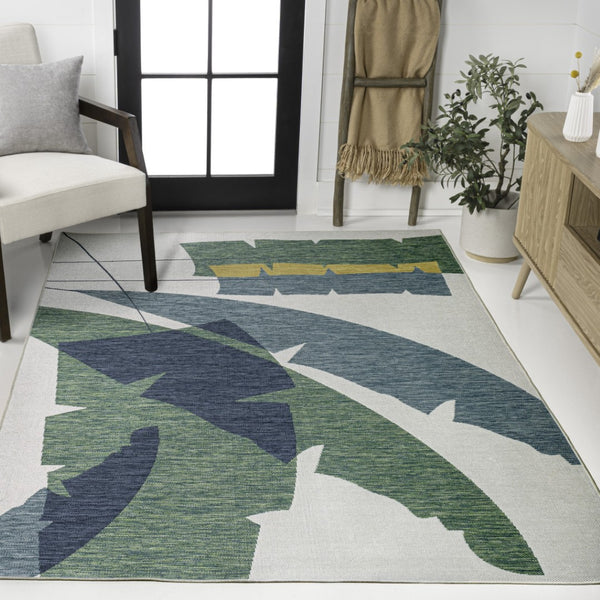 HomeRoots 4' Modern Green and Cream Abstract Area Rug - Versatile Indoor/Outdoor Design for Any Space! 704742