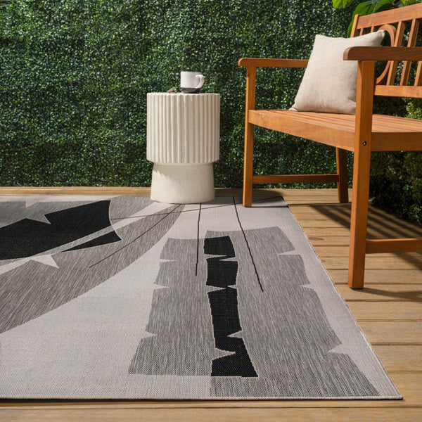 HomeRoots 5' X 8' Contemporary Gray and Cream Abstract Area Rug for Indoor and Outdoor Spaces, Low-Maintenance 704748