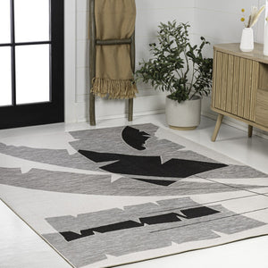 HomeRoots 8' X 10' Gray and Cream Abstract Rug - Stylish Indoor/Outdoor Design for High-Traffic Spaces 704749