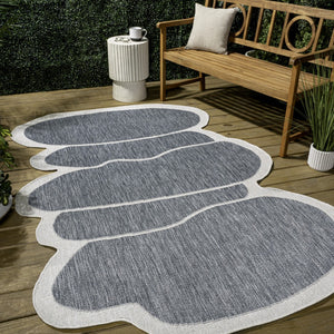 HomeRoots 6' X 9' Blue and Cream Medallion Area Rug - Durable Indoor/Outdoor Design for Any Space Decor 704786