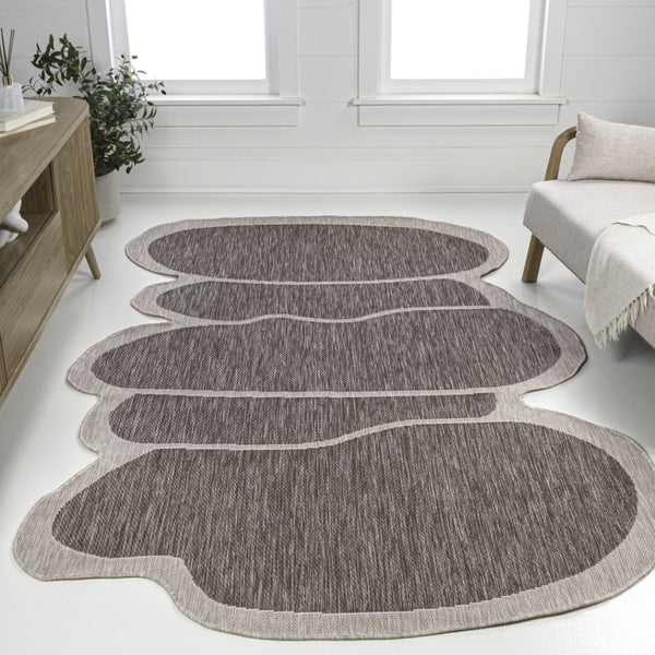 HomeRoots 9' Light Brown & Beige Medallion Area Rug - Durable Indoor/Outdoor Design for Timeless Style & Elegance 704793