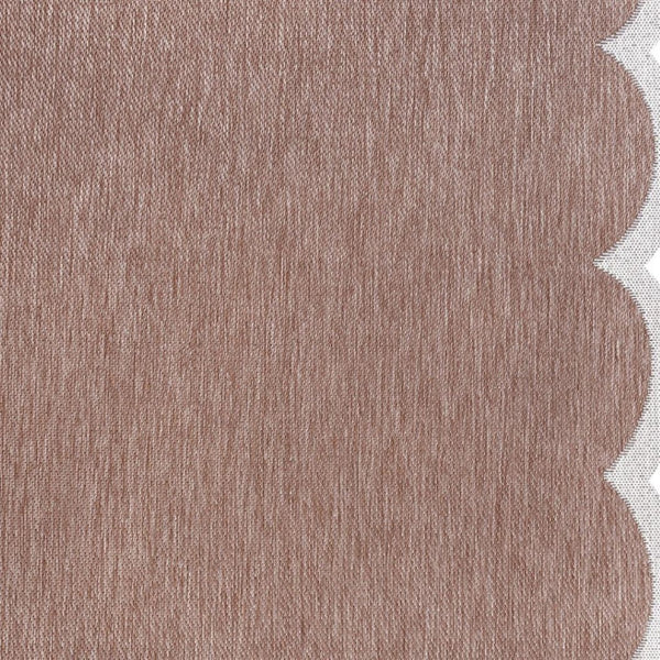 HomeRoots 5' Indoor/Outdoor Rose and Cream Area Rug - Durable, Stylish, Low-Maintenance for Any Space! 704800