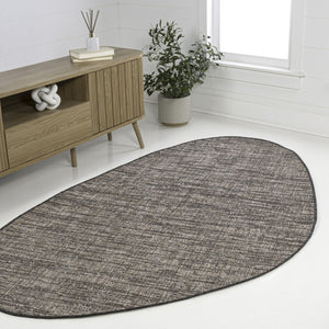 HomeRoots 5' Stylish Natural and Black Medallion Indoor/Outdoor Area Rug - Durable, Versatile, Easy Care! 704835