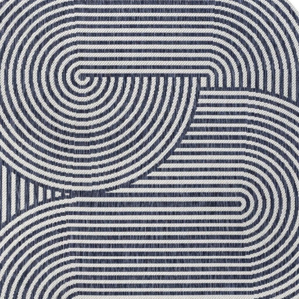 HomeRoots 5' Cream and Navy Blue Abstract Indoor Outdoor Area Rug - Durable, Stylish, Easy to Clean Design! 704875