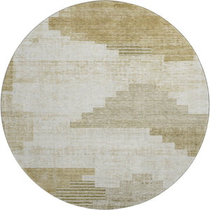 HomeRoots 8' Beige And Ivory Geometric Round Rug - Washable, UV-Protected, Perfect for High-Traffic Spaces! 704912